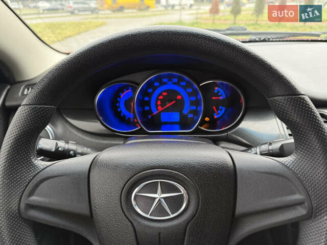 Красный Джак Джей5, объемом двигателя 1.5 л и пробегом 98 тыс. км за 3950 $, фото 21 на Automoto.ua