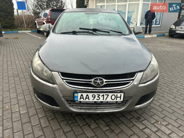 Серый Джак Джей5, объемом двигателя 1.5 л и пробегом 310 тыс. км за 1200 $, фото 1 на Automoto.ua