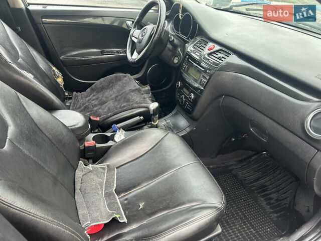 Серый Джак Джей5, объемом двигателя 1.5 л и пробегом 310 тыс. км за 1200 $, фото 7 на Automoto.ua