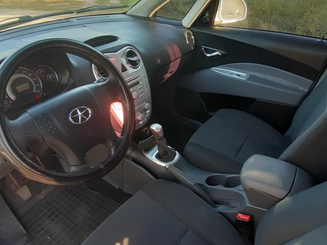 Белый Джак Джей6, объемом двигателя 1.8 л и пробегом 117 тыс. км за 4250 $, фото 5 на Automoto.ua