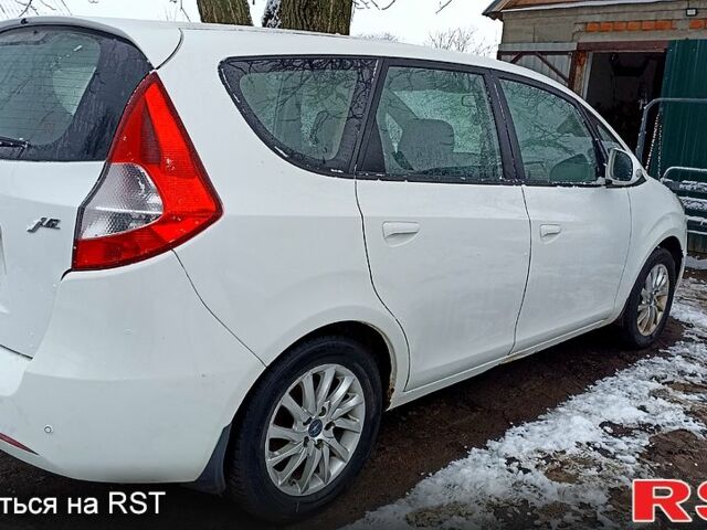 Белый Джак Джей6, объемом двигателя 1.8 л и пробегом 149 тыс. км за 3700 $, фото 4 на Automoto.ua