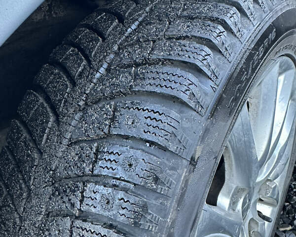 Серый Джак Джей6, объемом двигателя 2 л и пробегом 104 тыс. км за 6100 $, фото 2 на Automoto.ua