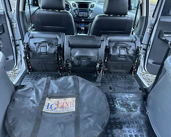 Серый Джак Джей6, объемом двигателя 2 л и пробегом 104 тыс. км за 6100 $, фото 17 на Automoto.ua