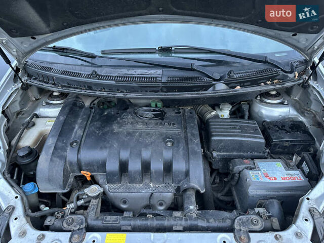 Серый Джак Джей6, объемом двигателя 2 л и пробегом 104 тыс. км за 6100 $, фото 34 на Automoto.ua