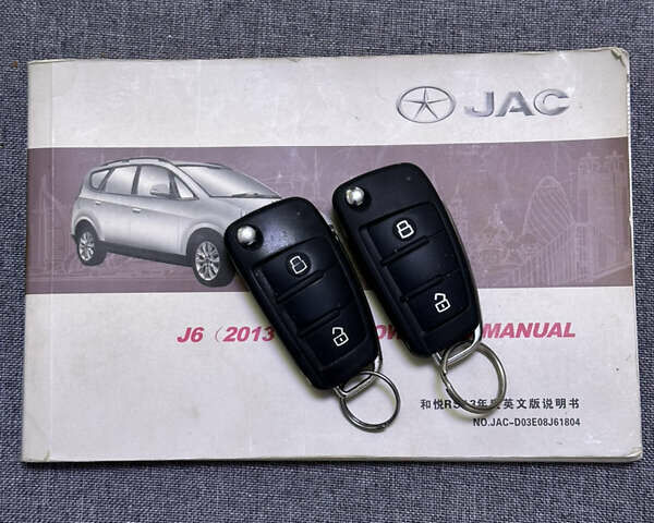 Серый Джак Джей6, объемом двигателя 2 л и пробегом 104 тыс. км за 6100 $, фото 1 на Automoto.ua