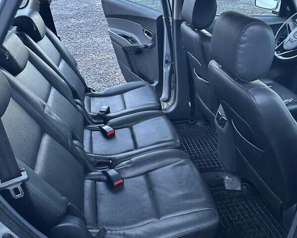 Серый Джак Джей6, объемом двигателя 2 л и пробегом 104 тыс. км за 6100 $, фото 19 на Automoto.ua