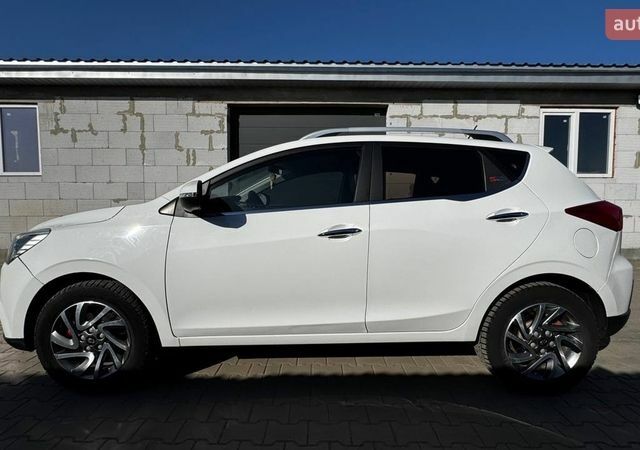 Белый Джак С2, объемом двигателя 1.5 л и пробегом 36 тыс. км за 7000 $, фото 5 на Automoto.ua