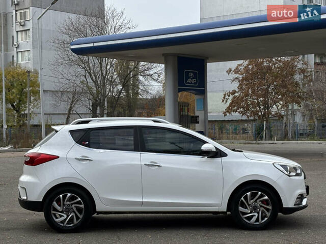 Белый Джак С2, объемом двигателя 1.5 л и пробегом 100 тыс. км за 8799 $, фото 4 на Automoto.ua