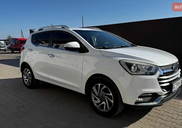 Белый Джак С2, объемом двигателя 1.5 л и пробегом 36 тыс. км за 7000 $, фото 2 на Automoto.ua