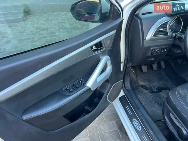 Белый Джак С2, объемом двигателя 1.5 л и пробегом 249 тыс. км за 5300 $, фото 7 на Automoto.ua