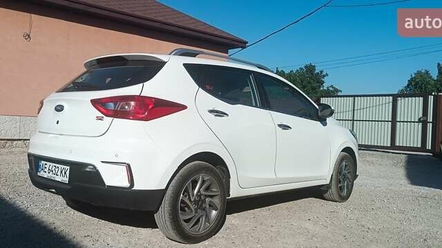 Білий Джак С2, об'ємом двигуна 1.5 л та пробігом 16 тис. км за 8000 $, фото 3 на Automoto.ua