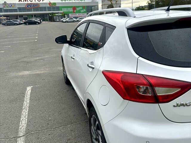 Джак С2 2016 у Славянске на Automoto.ua Білий Джак С2, об'ємом двигуна 1.5 л та пробігом 51 тис. км за 9000 $, фото 1 на Automoto.ua