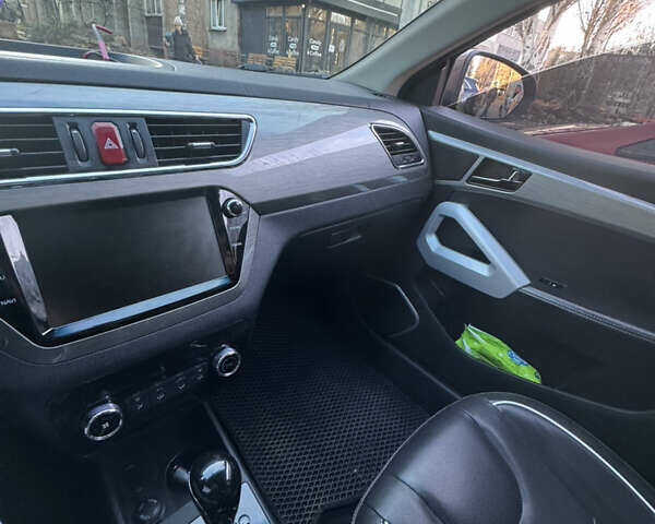 Коричневый Джак С2, объемом двигателя 1.5 л и пробегом 67 тыс. км за 9850 $, фото 4 на Automoto.ua