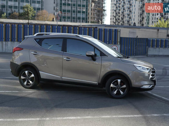 Джак С3, объемом двигателя 1.59 л и пробегом 48 тыс. км за 8600 $, фото 4 на Automoto.ua