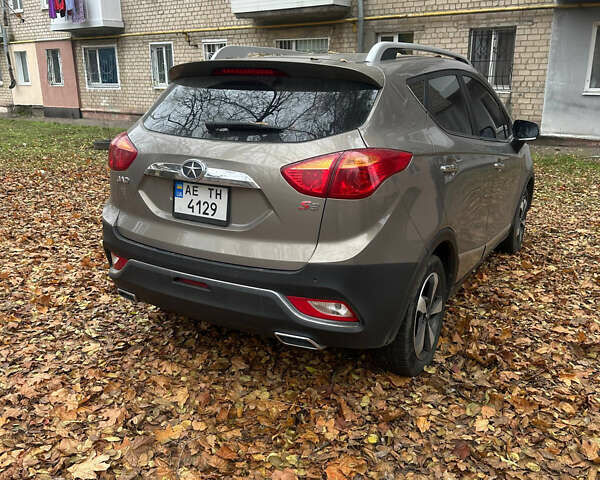 Желтый Джак С3, объемом двигателя 1.6 л и пробегом 100 тыс. км за 8000 $, фото 7 на Automoto.ua