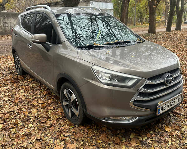 Желтый Джак С3, объемом двигателя 1.6 л и пробегом 100 тыс. км за 8000 $, фото 4 на Automoto.ua