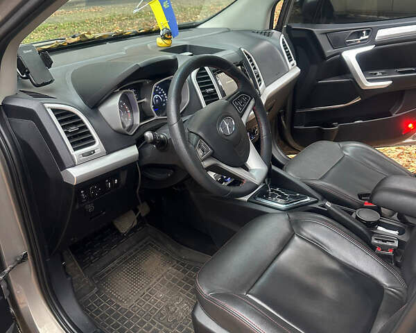 Желтый Джак С3, объемом двигателя 1.6 л и пробегом 100 тыс. км за 8000 $, фото 2 на Automoto.ua