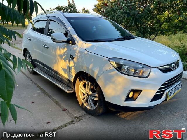 Белый Джак С5, объемом двигателя 2 л и пробегом 250 тыс. км за 6000 $, фото 1 на Automoto.ua