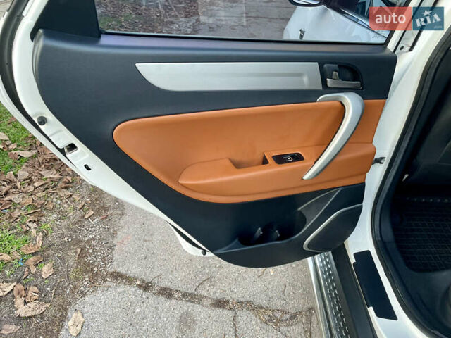 Білий Джак С5, об'ємом двигуна 2 л та пробігом 80 тис. км за 8700 $, фото 7 на Automoto.ua