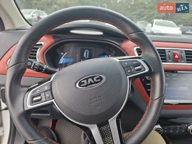 Білий Джак iEV7S, об'ємом двигуна 0 л та пробігом 12 тис. км за 14000 $, фото 24 на Automoto.ua