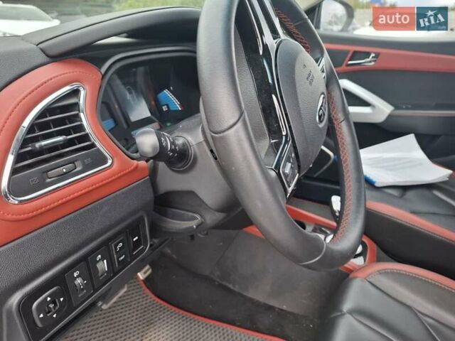 Білий Джак iEV7S, об'ємом двигуна 0 л та пробігом 12 тис. км за 14000 $, фото 3 на Automoto.ua