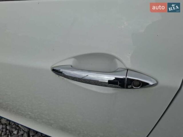 Білий Джак iEV7S, об'ємом двигуна 0 л та пробігом 12 тис. км за 14000 $, фото 2 на Automoto.ua