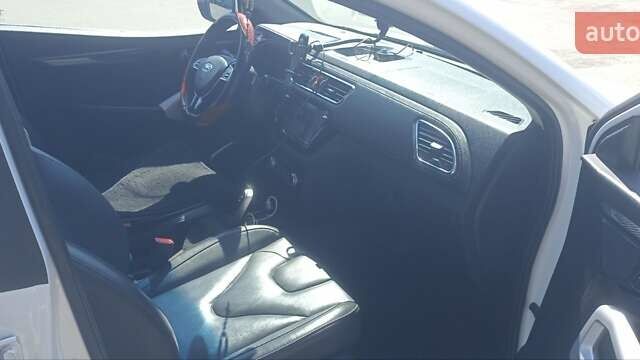 Білий Джак iEV7S, об'ємом двигуна 0 л та пробігом 130 тис. км за 12000 $, фото 1 на Automoto.ua