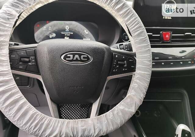 Білий Джак iEVS4, об'ємом двигуна 0 л та пробігом 42 тис. км за 14500 $, фото 9 на Automoto.ua