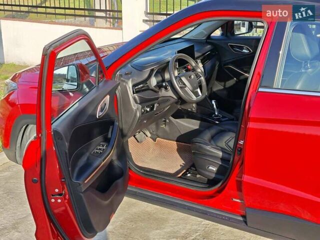 Красный Джак iEVS4, объемом двигателя 0 л и пробегом 70 тыс. км за 15000 $, фото 9 на Automoto.ua