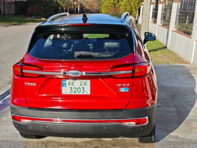 Красный Джак iEVS4, объемом двигателя 0 л и пробегом 70 тыс. км за 15000 $, фото 5 на Automoto.ua