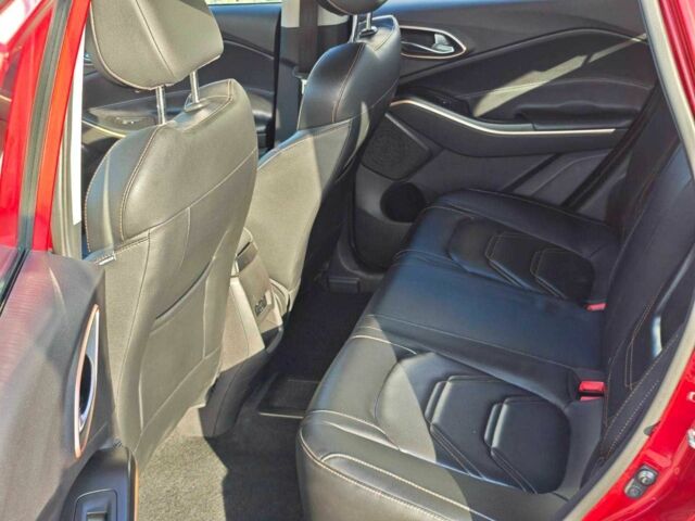 Красный Джак iEVS4, объемом двигателя 0 л и пробегом 70 тыс. км за 15000 $, фото 9 на Automoto.ua