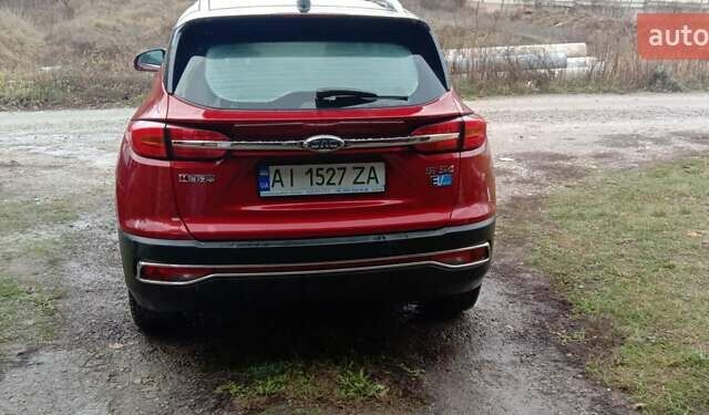 Красный Джак iEVS4, объемом двигателя 0 л и пробегом 30 тыс. км за 14800 $, фото 4 на Automoto.ua