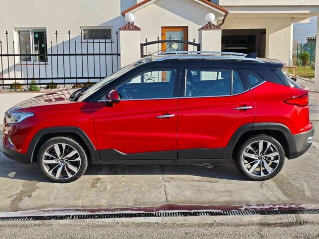 Красный Джак iEVS4, объемом двигателя 0 л и пробегом 70 тыс. км за 15000 $, фото 2 на Automoto.ua