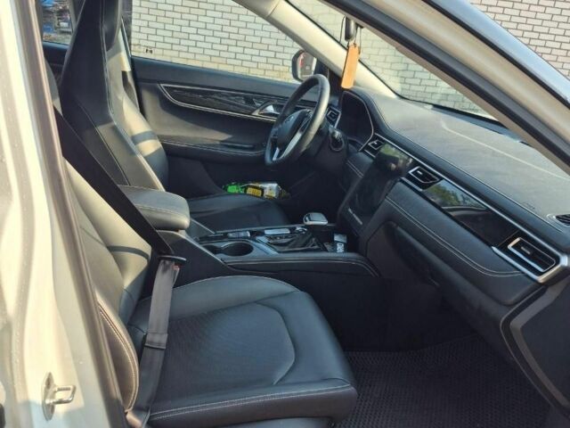 Білий Джак J7, об'ємом двигуна 1.5 л та пробігом 45 тис. км за 11950 $, фото 5 на Automoto.ua