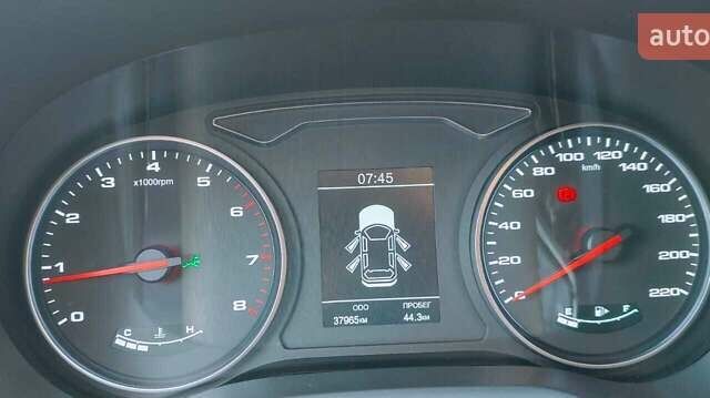 Чорний Джак J7, об'ємом двигуна 1.5 л та пробігом 37 тис. км за 13000 $, фото 10 на Automoto.ua