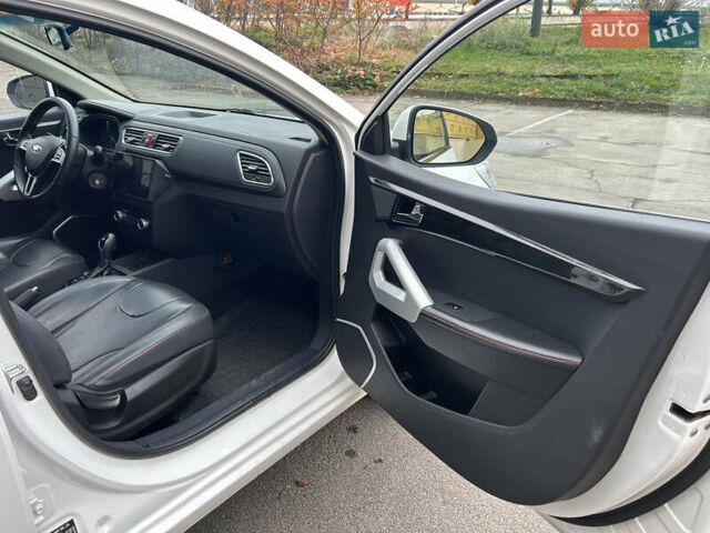 Белый Джак JS2, объемом двигателя 1.5 л и пробегом 196 тыс. км за 8900 $, фото 8 на Automoto.ua