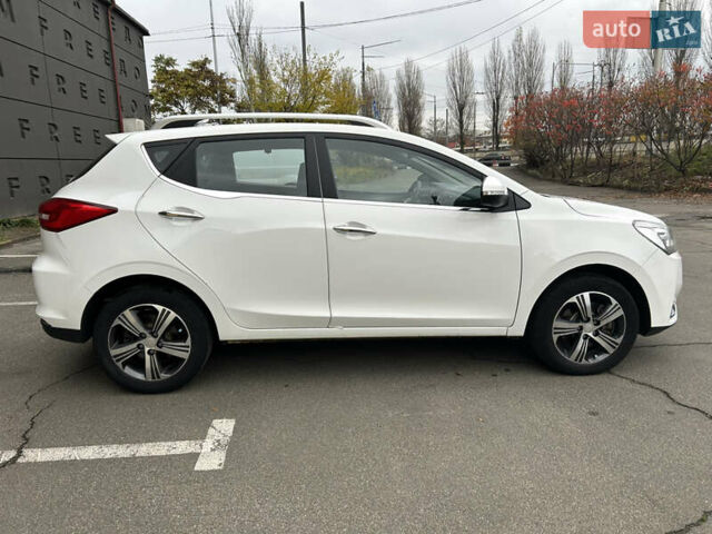 Белый Джак JS2, объемом двигателя 1.5 л и пробегом 196 тыс. км за 8900 $, фото 7 на Automoto.ua