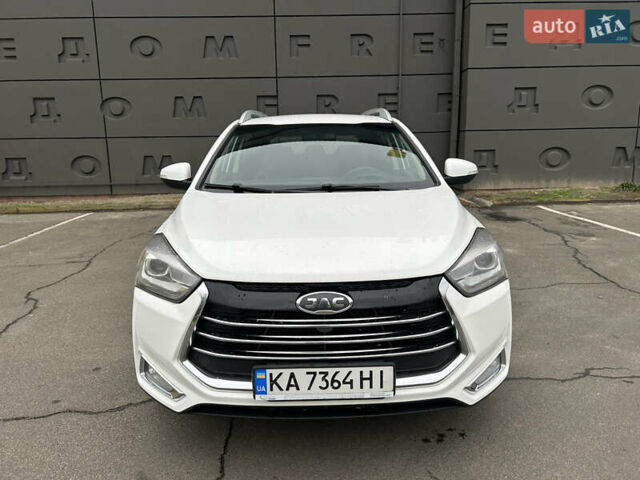 Белый Джак JS2, объемом двигателя 1.5 л и пробегом 196 тыс. км за 8900 $, фото 1 на Automoto.ua