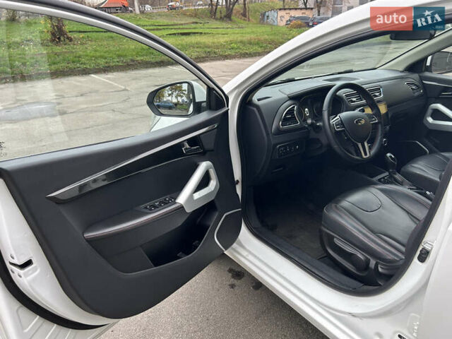 Белый Джак JS2, объемом двигателя 1.5 л и пробегом 196 тыс. км за 8900 $, фото 14 на Automoto.ua