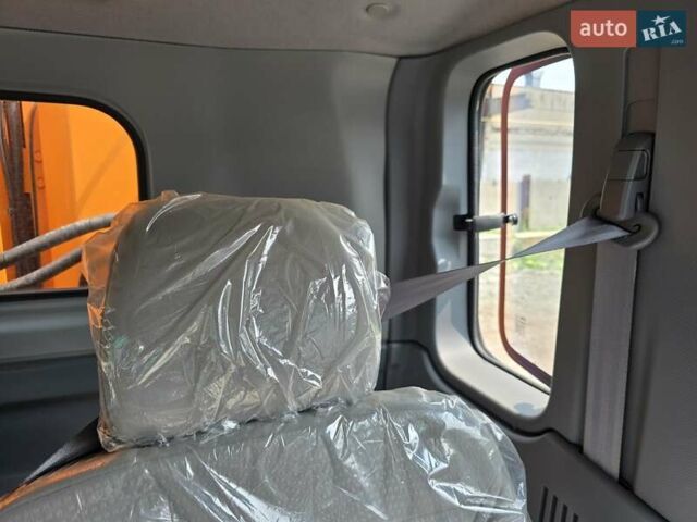Синий Джак N120, объемом двигателя 4.5 л и пробегом 1 тыс. км за 94769 $, фото 11 на Automoto.ua