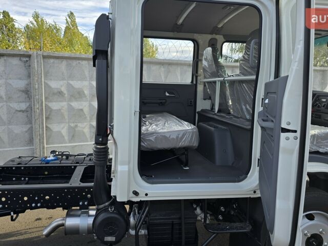 Джак N56, объемом двигателя 2.18 л и пробегом 0 тыс. км за 40826 $, фото 17 на Automoto.ua