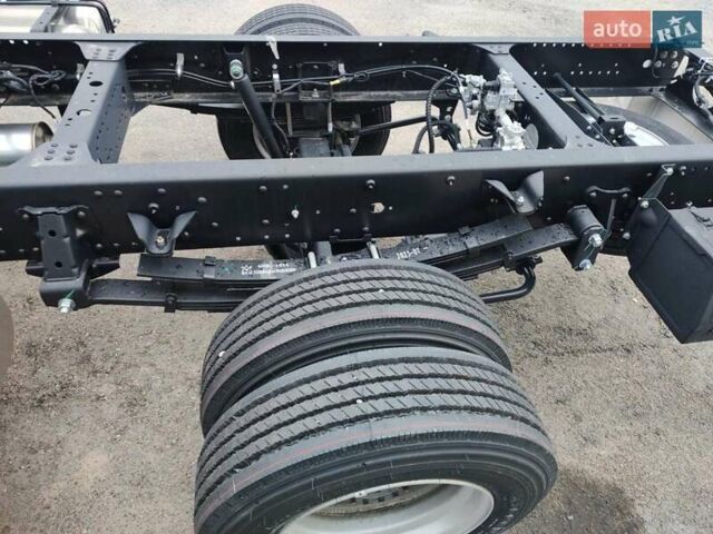 Красный Джак N90, объемом двигателя 3.8 л и пробегом 1 тыс. км за 37000 $, фото 6 на Automoto.ua