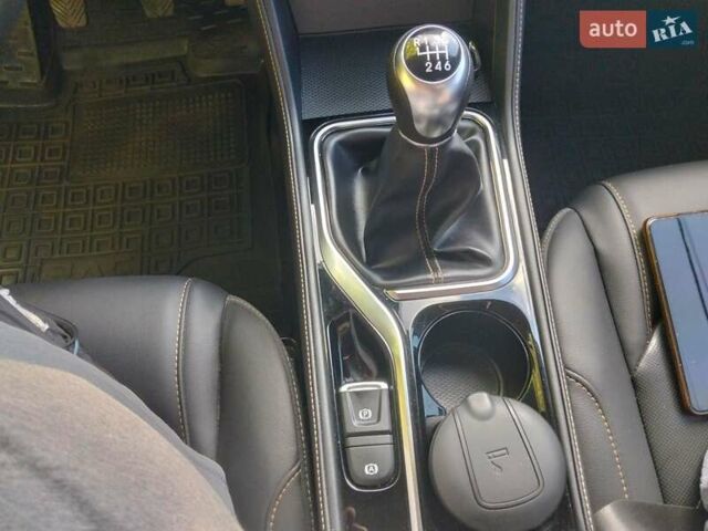 Коричневий Джак S4, об'ємом двигуна 1.5 л та пробігом 26 тис. км за 12200 $, фото 13 на Automoto.ua