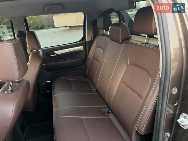 Коричневий Джак T8, об'ємом двигуна 2 л та пробігом 60 тис. км за 19500 $, фото 6 на Automoto.ua