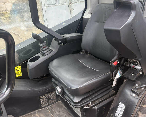 ЖЦБ 155, объемом двигателя 2.2 л и пробегом 0 тыс. км за 31182 $, фото 3 на Automoto.ua