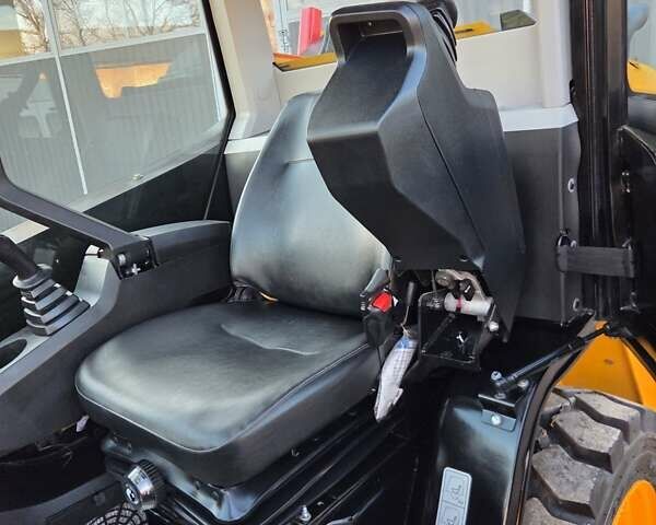 Оранжевый ЖЦБ 155, объемом двигателя 2.2 л и пробегом 0 тыс. км за 42000 $, фото 14 на Automoto.ua