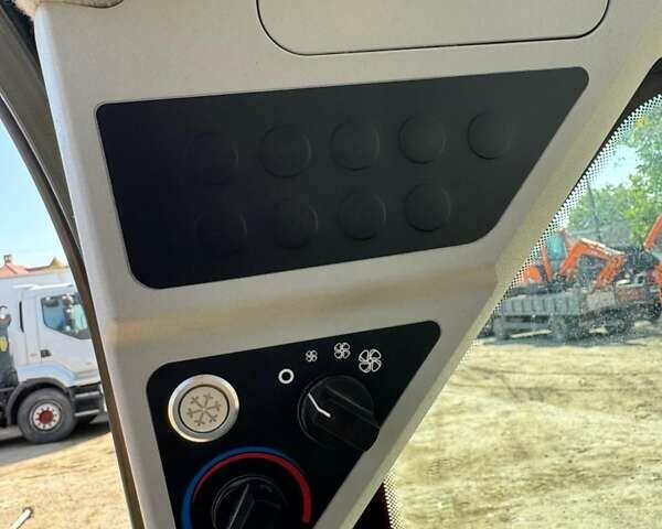 Оранжевый ЖЦБ 155, объемом двигателя 2.2 л и пробегом 0 тыс. км за 42000 $, фото 21 на Automoto.ua