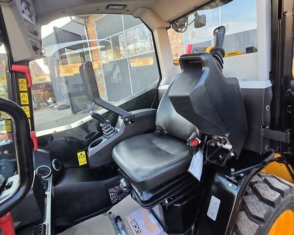 Оранжевый ЖЦБ 155, объемом двигателя 2.2 л и пробегом 0 тыс. км за 42000 $, фото 23 на Automoto.ua