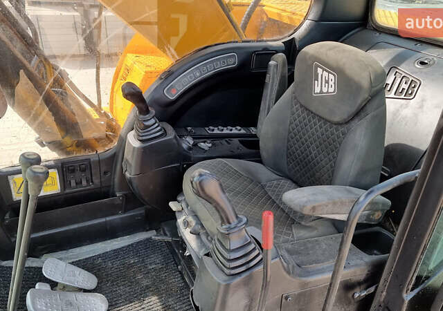 ЖЦБ 220, объемом двигателя 0 л и пробегом 10 тыс. км за 41494 $, фото 17 на Automoto.ua