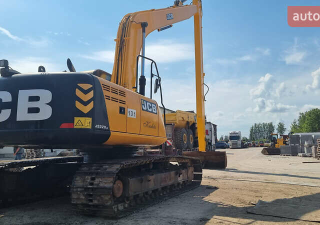 ЖЦБ 220, объемом двигателя 0 л и пробегом 6 тыс. км за 73902 $, фото 6 на Automoto.ua